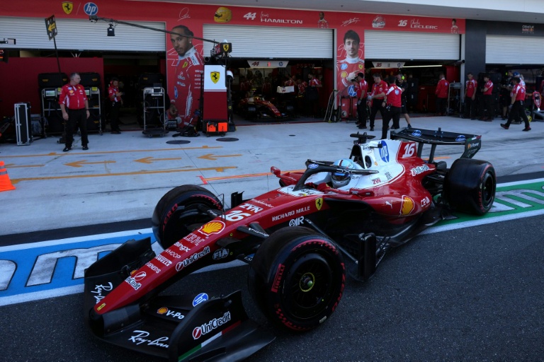 Charles Leclerc au volant de sa Ferrari lors des qualifications du Grand Prix de Miami, le 2 mai 2026