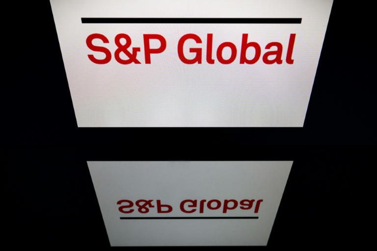 S&P