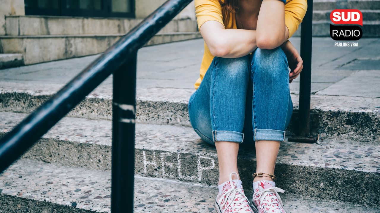 C'est une triste histoire. Une adolescente âgée de 14 ans a été tuée par son ex petit ami de 23 ans : un profil qui était connu des autorités