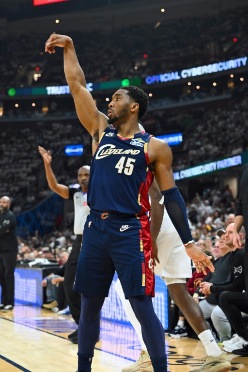 Donovan Mitchell, l'arrière des Cleveland Cavaliers, au cours du deuxième tour des éliminatoires de la Conférence Est de la NBA contre les Detroit Pistons, à Cleveland, le 9 mai 2026