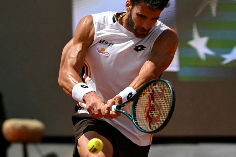 L'Italien Andrea Pellegrino lors de son match du 3e tour du Masters 1000 de Rome contre l'Américain Frances Tiafoe le 11 mai 2026 au Foro Italico