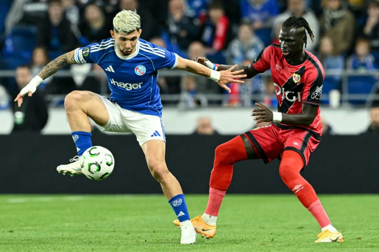 Julio Enciso lors de la demi-finale de Ligue Conférence entre Strasbourg et le Rayo Vallecano au stade de la Meinau le 7 mai 2026