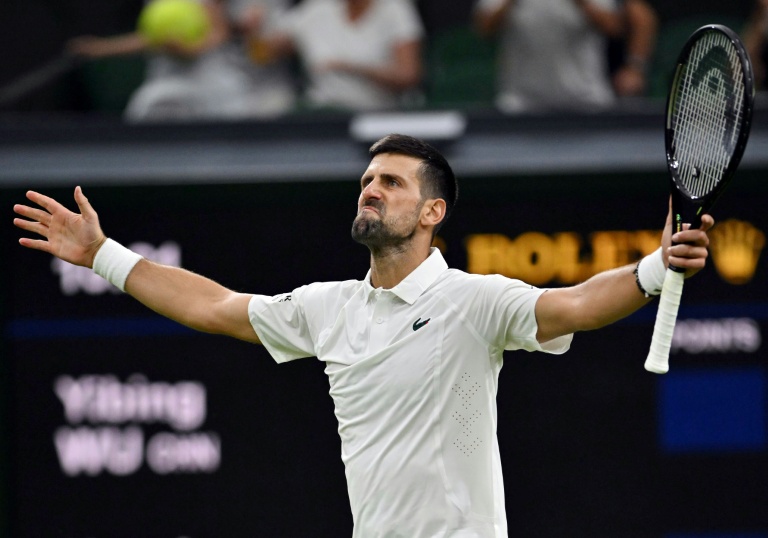 La légende Novak Djokovic à l'issue de son succès contre le Chinois Yibing Wu à Wimbledon, le 29 juin 2026