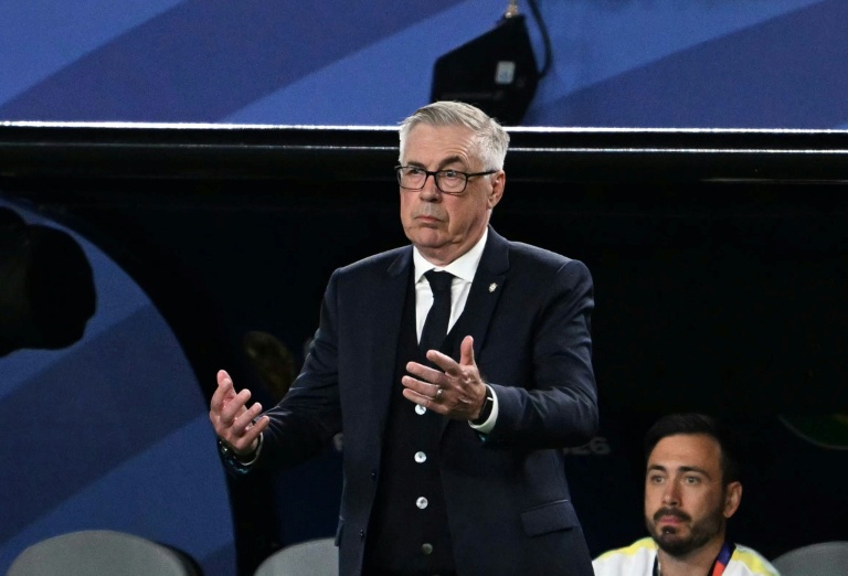 Le sélectionneur du Brésil, l'Italien Carlo Ancelotti, lors du match contre Haïti le 19 juin 2026 à Philadelphie