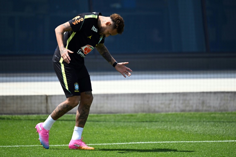 L'attaquant brésilien Neymar participe à l'entraînement collectif de la selection à Morristown (New Jersey) le 17 juin 2026