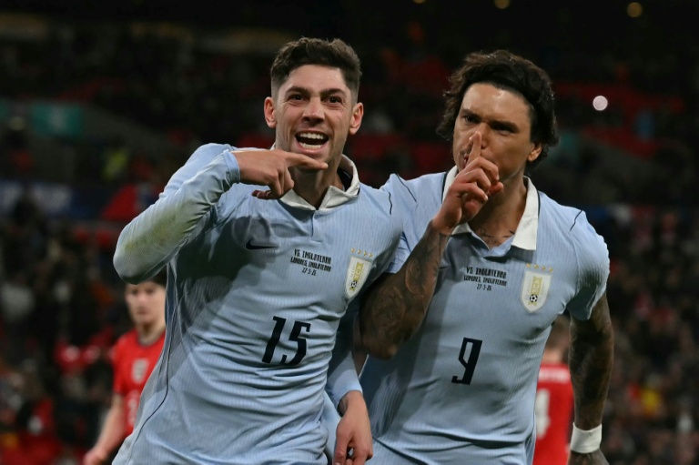 Les Uruguayens Federico Valverde et Darwin Nunez lors du match amical face à l'Angleterre, le 27 mars 2026 à Londres