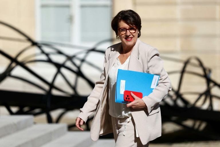 La ministre française de l'Agriculture, Annie Genevard, arrive au palais de l'Elysée, à Paris, le 26 mai 2026