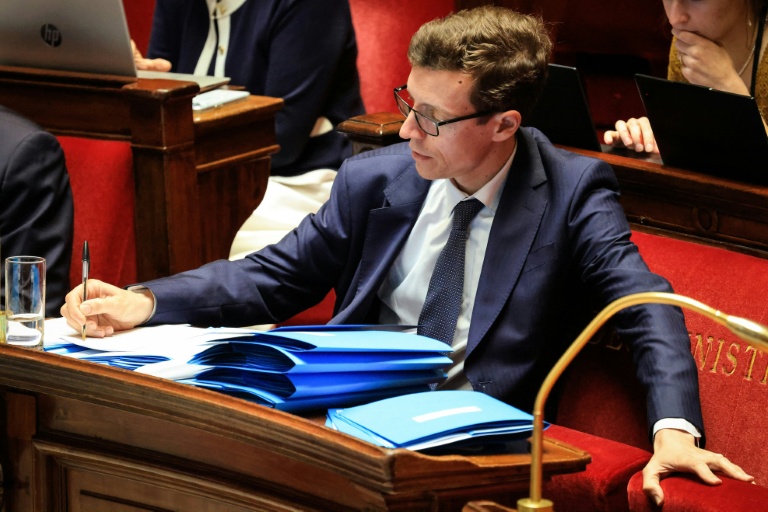 Le ministre de l'Education Edouard Geffray, lors du débat sur la protection de l'enfance et la lutte contre la violence dans les écoles à l'Assemblée nationale, le 1er juin 2026 à Paris