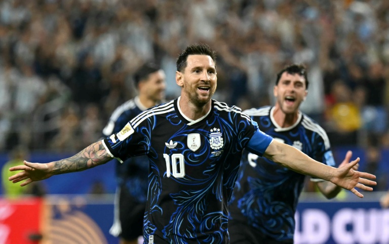 Lionel Messi après avoir marqué pour l'Argentine contre la Jordanie lors du dernier match de la phase de groupes du Mondial, le 27 juin 2026 à Dallas