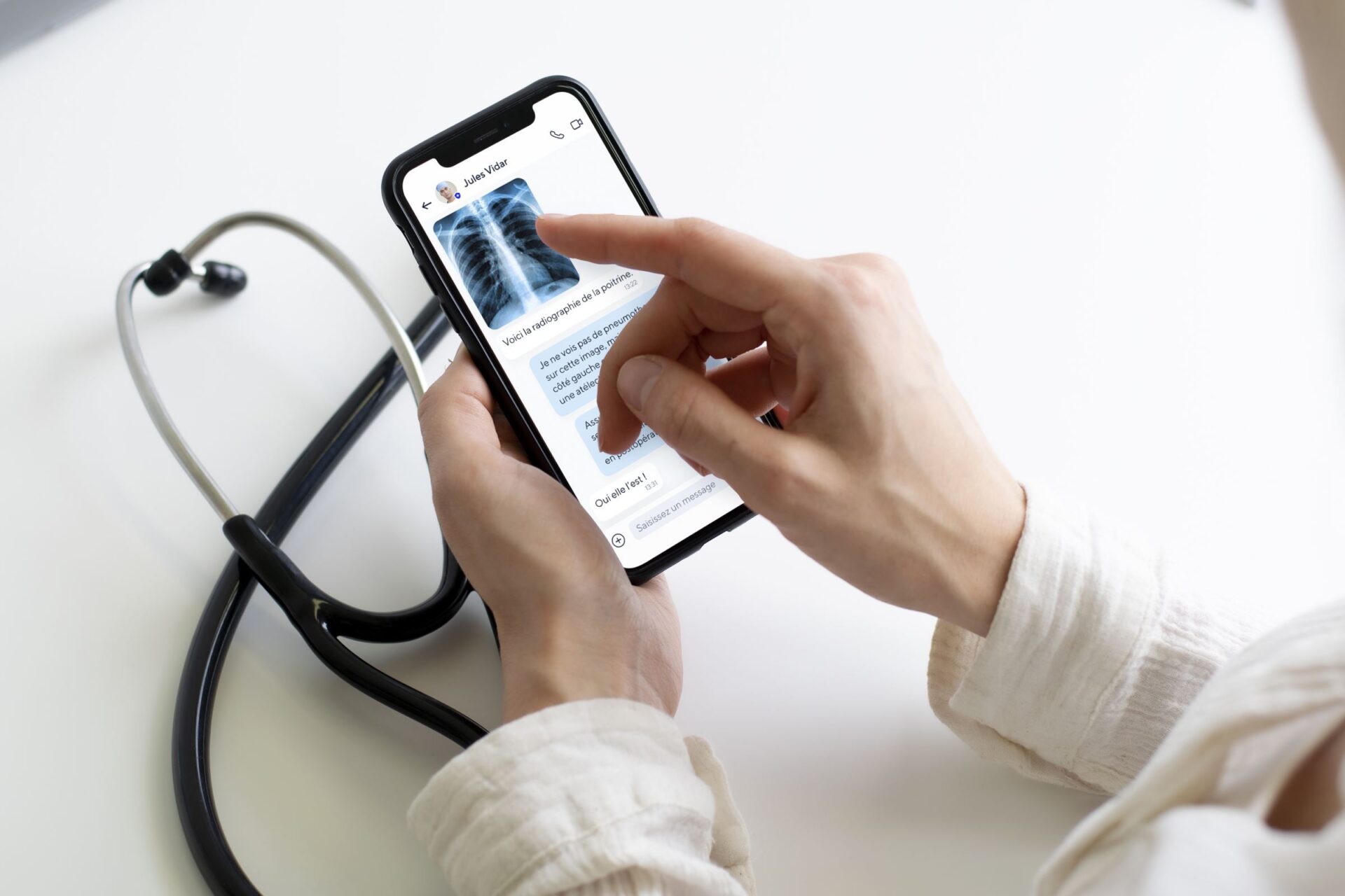Santé numérique : pourquoi Doctolib suscite autant d’espoirs que de critiques ?