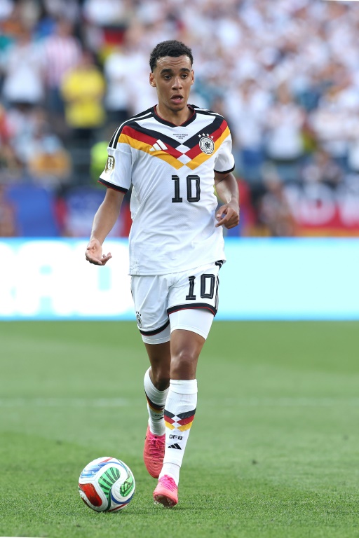 Jamal Musiala le numéro 10 de l'équipe d'Allemagne le 29 juin 2026 en 16e de finale contre le Paraguay à Foxborough aux Etats-Unis