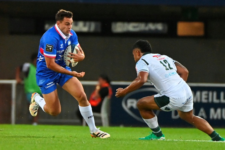 Arthur Vincent (g) lors du match de Top14 entre Montpellier et Pau, le 30 mai 2026 à Montpellier