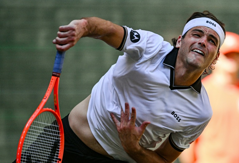 L'Américain Taylor Fritz, demi-finaliste à Wimbledon en 2025, en finale du tournoi sur herbe de de Halle le 21 juin 2026 à Halle