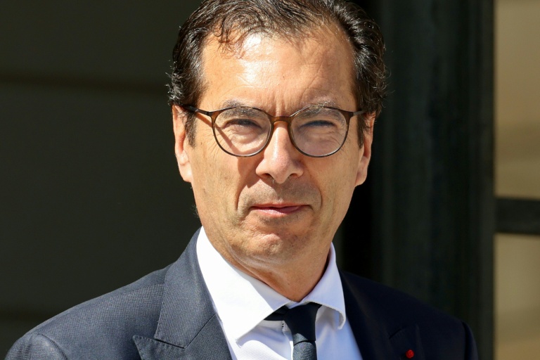 Le ministre français du Travail, Jean-Pierre Farandou, quitte le palais de l'Elysée à Paris, le 27 mai 2026