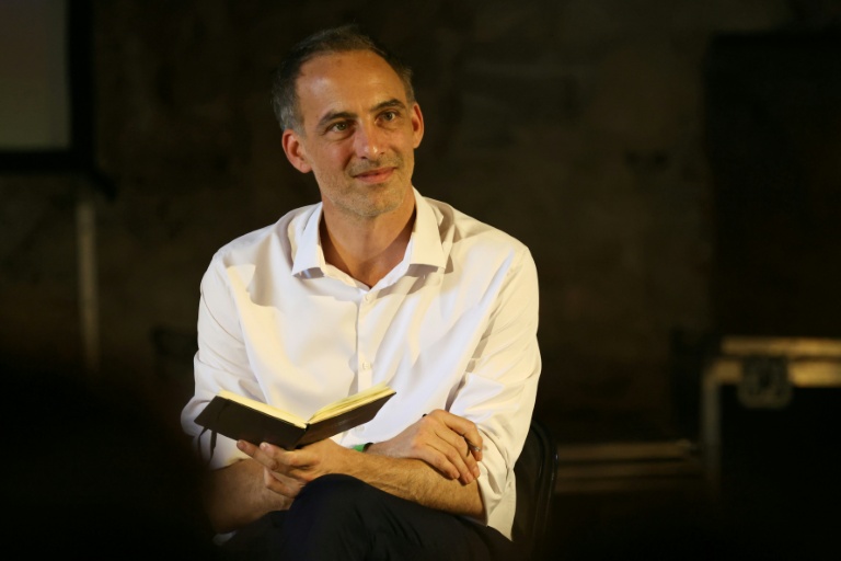 Raphaël Glucksmann, chef du parti de centre-gauche 