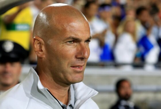 Zinédine Zidane, ancien footballeur et entraîneur, lors d'un match.