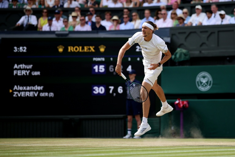 L'Allemand Alexander Zverev lors de sa victoire en demi-finale contre le Britannique Arthur Féry à Wimbledon le 10 juillet 2026