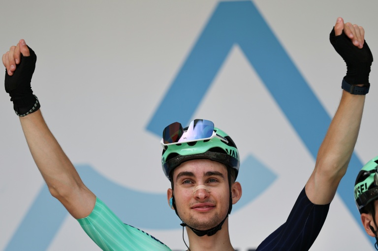 Paul Seixas avant le départ de la 1re étape du Tour Aura (ex Critérium du Dauphiné), le 7 juin 2026 à Vizille (Isère)