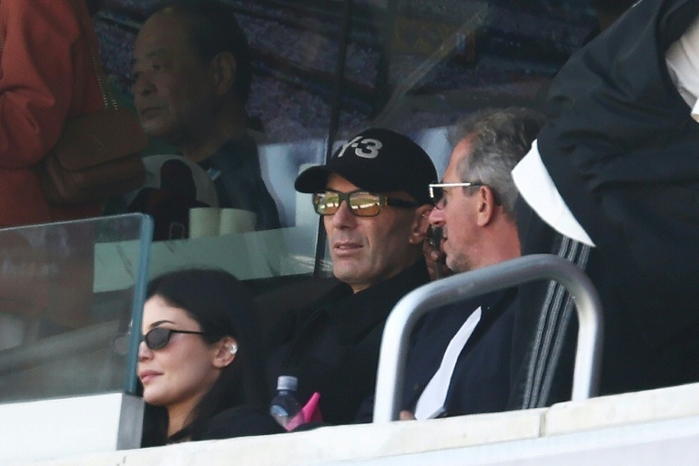 Zinédine Zidane dans la tribune du MetLife Stadium d'East Rutherford avant la finale de la Coupe du monde entre l'Espagne et l'Argentine, le 19 juillet 2026