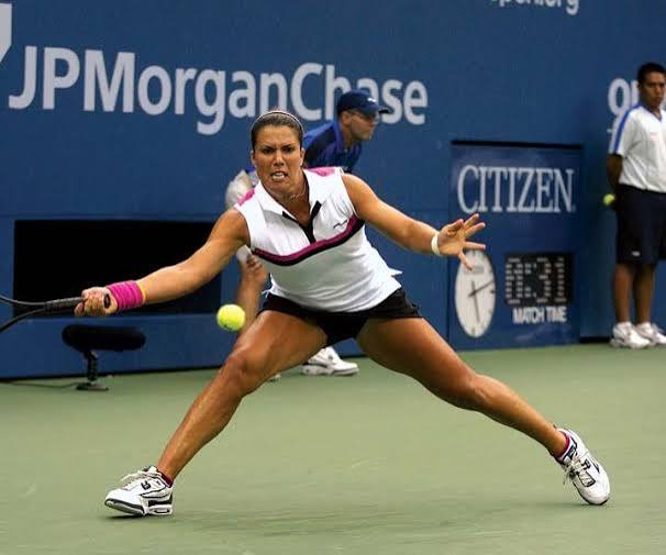 Jennifer Capriati en défense.