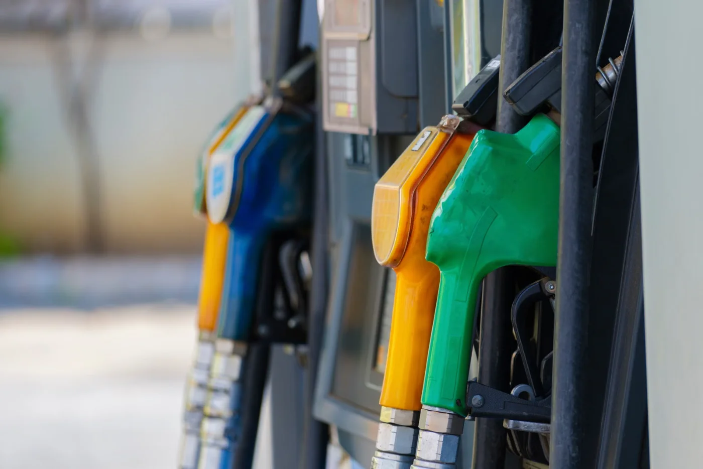 carburant à prix coûtant : plein à la pompe