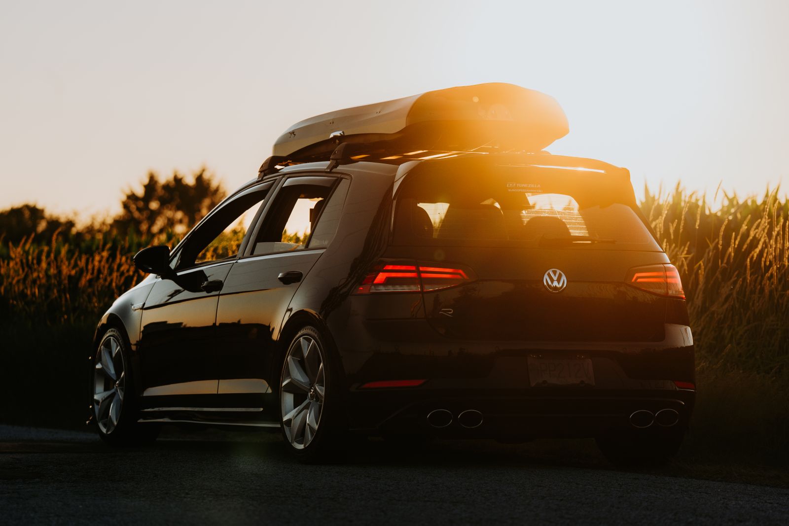 coffre de toit : voiture équipée pour les vacances