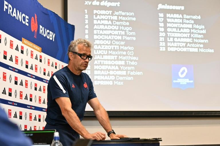Le patron du XV de France Fabien Galthié en conférence de presse à Christchurch le 2 juillet 2026, à deux jours du choc contre la Nouvelle-Zélande