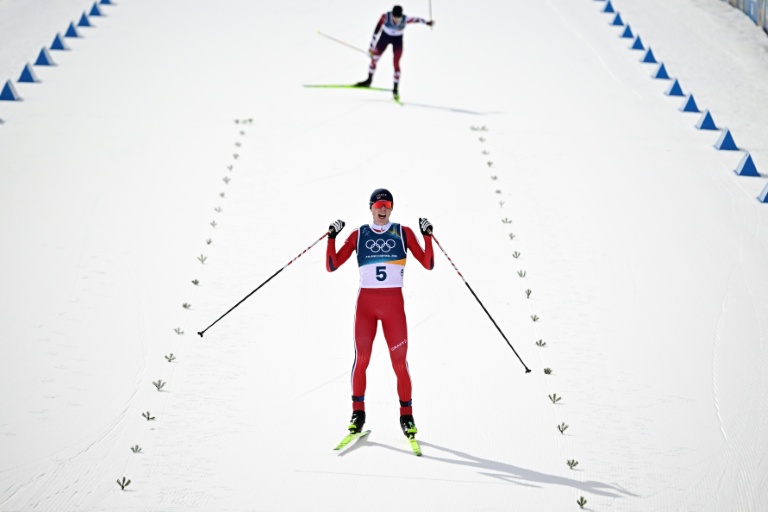 Le Norvégien Jens Luraas Oftebro, médaillé d'or à trois reprises en combiné nordique lors des Jeux Olympiques d'hiver de Milan-Cortina, à Tesero (Itlie) le 17 février 2026