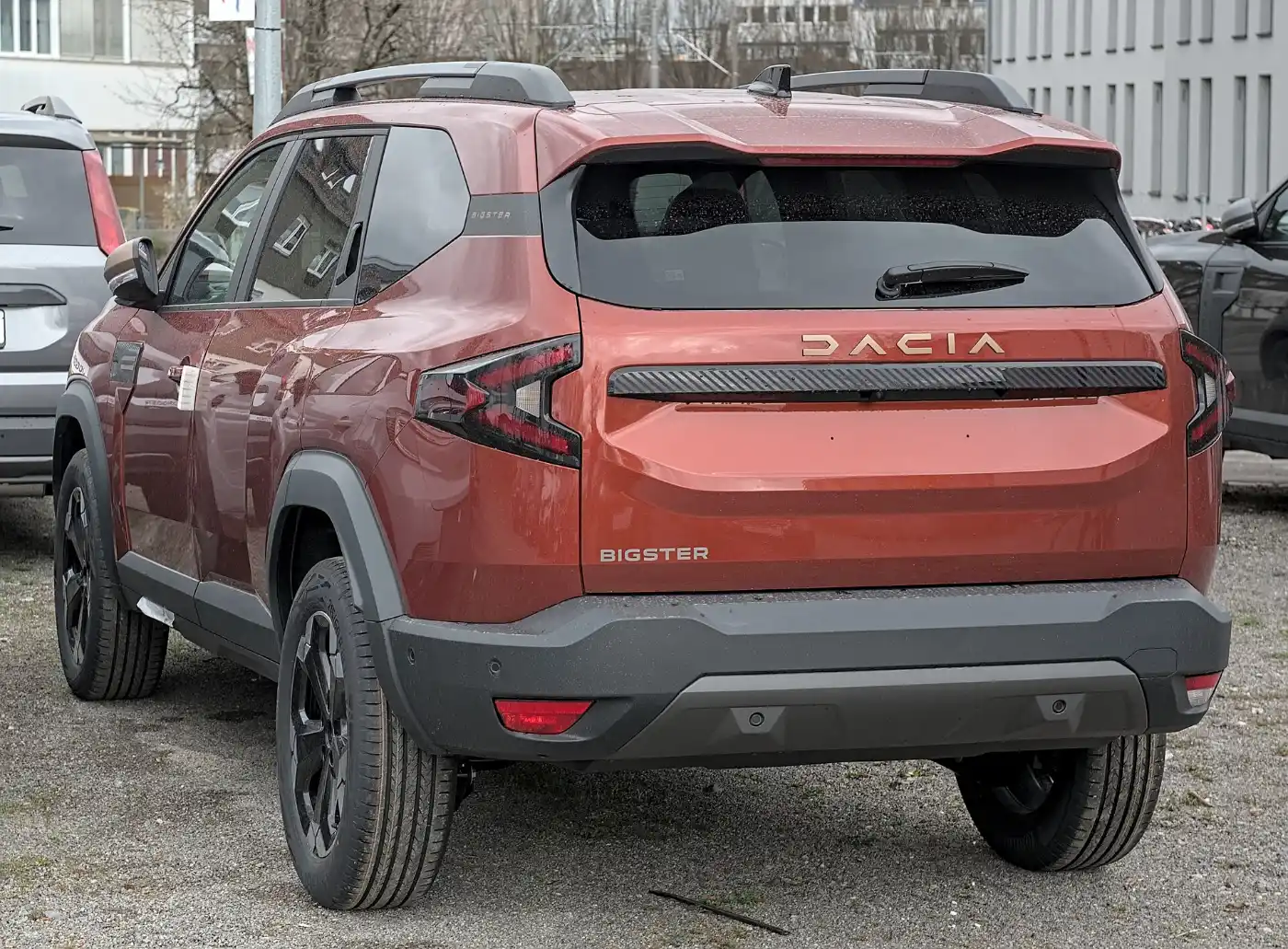 Dacia Bigster, grand SUV familial hybride