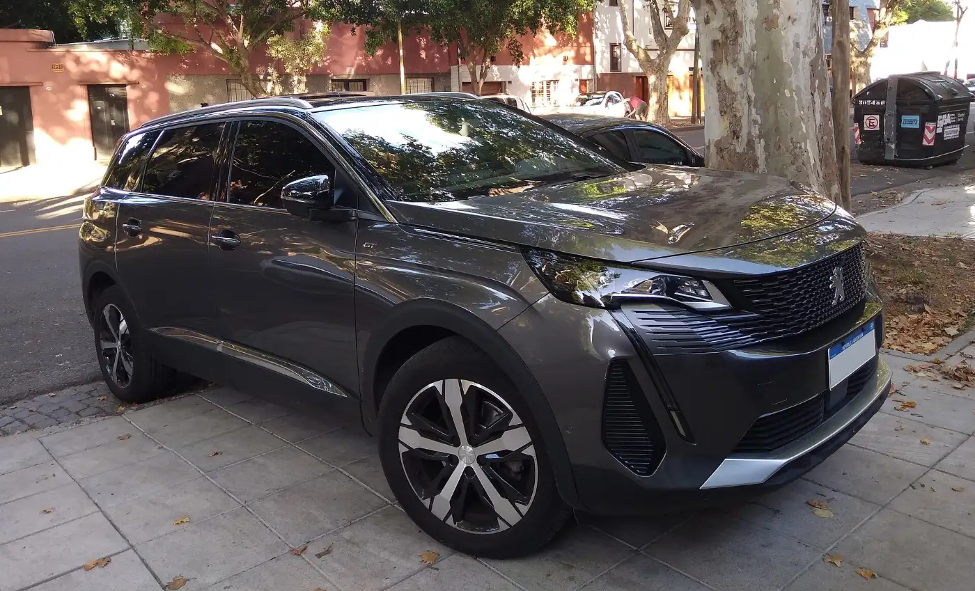 Peugeot 5008, SUV familial 7 places