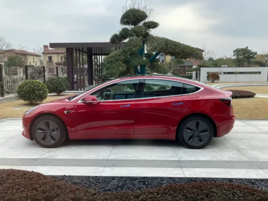 Tesla Model Y, SUV électrique