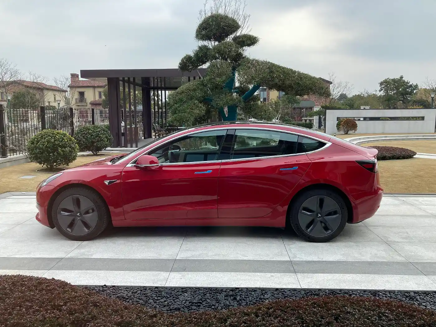 Tesla Model Y, SUV électrique