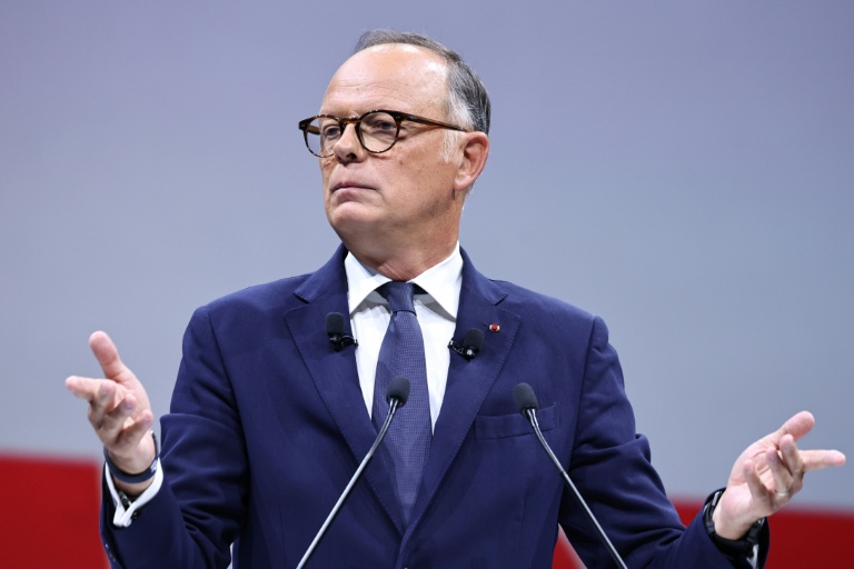 Edouard Philippe, candidat du parti Horizons à la présidentielle, lors d'un meeting de campagne, le 5 juillet 2026 à Paris