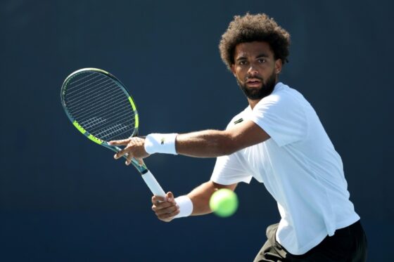 Arthur Fils se prépare pour son match à l'US Open.