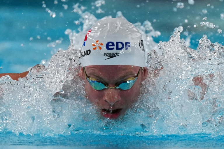 Léon Marchand lors de la demi-finale du 200 m papillon aux championnats d'Europe de natation, le 14 août 2026 à Saint-Denis près de Paris