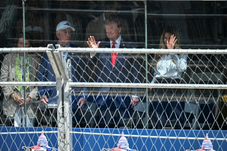 Donald et Melania Trump assistent au Grand Prix de voitures Indycar à Washington DC le 23 août 2026