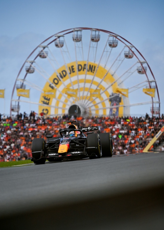 Le Néerlandais Max Verstappen durant la course sprint du GP des Pays-Bas de Formule 1, le 22 août 2026 à Zandvoort