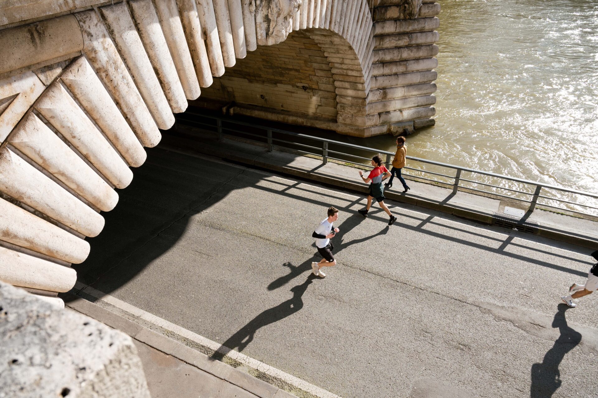 Après l’été, le running retrouve les parcs, les quais et les rues.