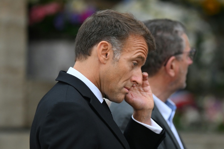 Le chef de l'Etat Emmanuel Macron aux obséques de François Patriat le 25 août 2026, à Semur-en-Auxois (Côte d'or)