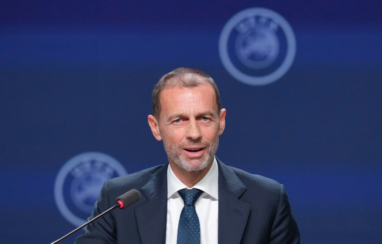 Le président de l'UEFA, Aleksander Ceferin, s'exprime lors d'une conférence de presse, à Bruxelles, le 12 février 2026