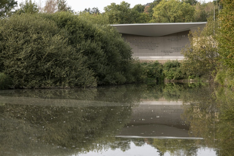 Le bâtiment du mémorial du 