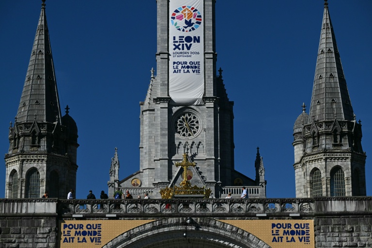 La basilique Notre-Dame du Rosaire à Lourdes dans les Hautes-Pyrénées le 22 septembre 2026