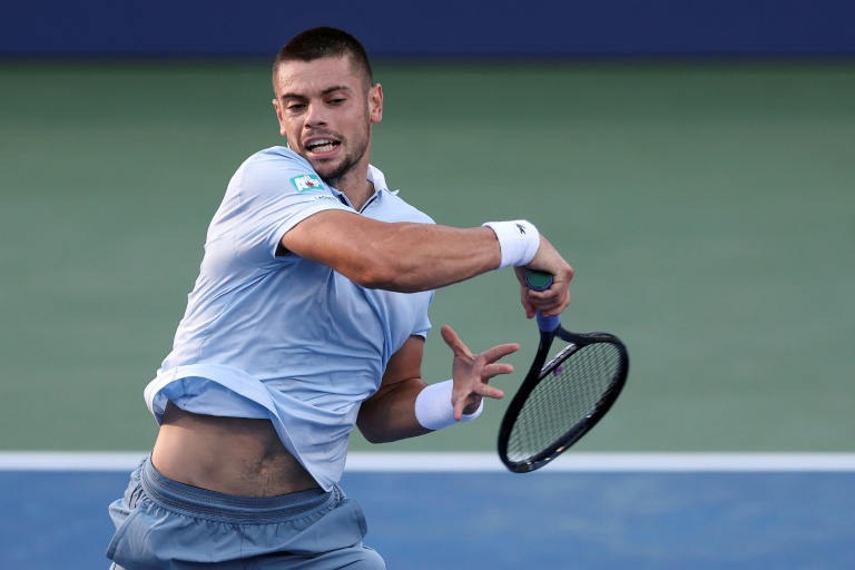 Arthur Gea en action lors de l'US Open, prêt à affronter Botic van de Zandschulp.