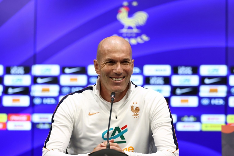 Le sélectionneur de l'équipe de France Zinédine Zidane en conférence de presse à Izmit (Turquie) le 24 septembre 2026