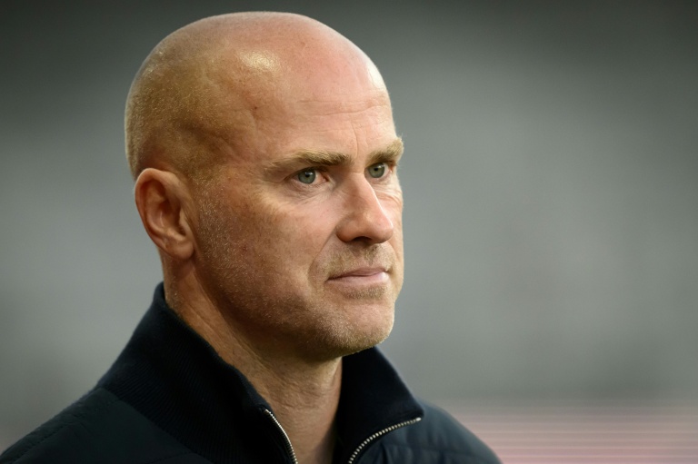 L'entraîneur danois de Toulouse Jens Berthel Askou pendant le match de Ligue 1 à Brest, le 29 août 2026 à Brest