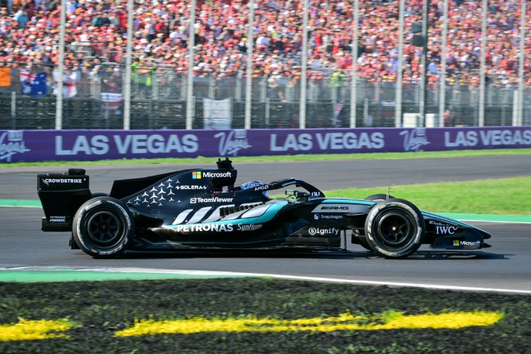 La Mercedes du pilote britannique George Russell pendant le GP d'Italie de F1 le 6 septembre 2026 à Monza