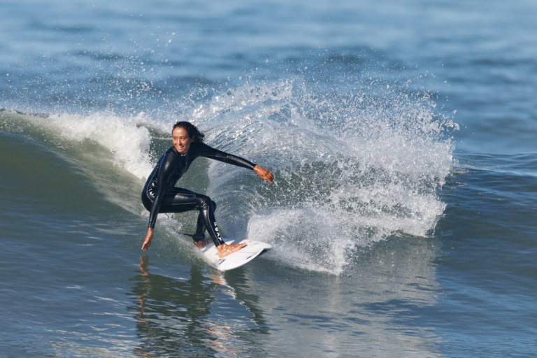 Tya Zebrowski lors du stage de préparation pour les Jeux Olympiques à Lower Trestles, le 9 septembre 2026