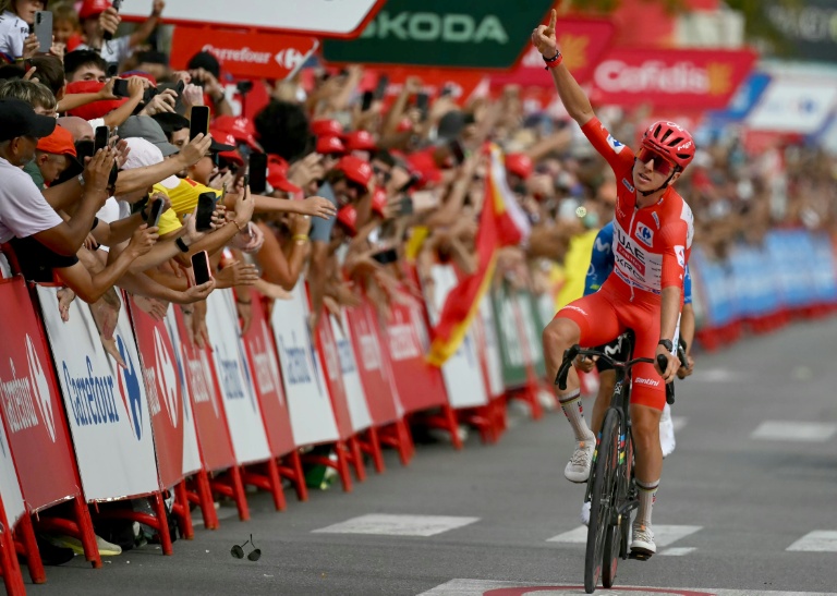 Tadej Pogacar remporte la 6e étape de la Vuelta, le 27 août 2026 à Castellón de la Plana