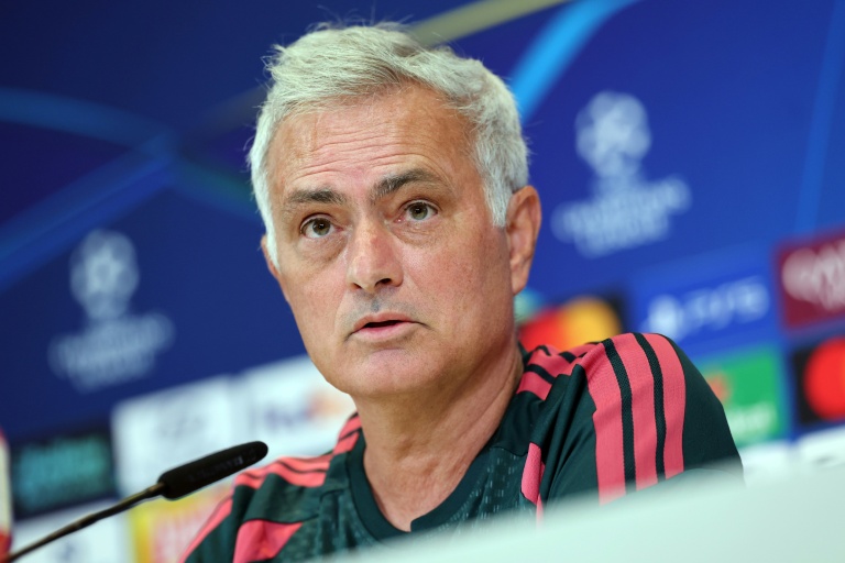 L'entraîneur du Real Madrid José Mourinho, en conférence de presse, le 7 septembre 2026