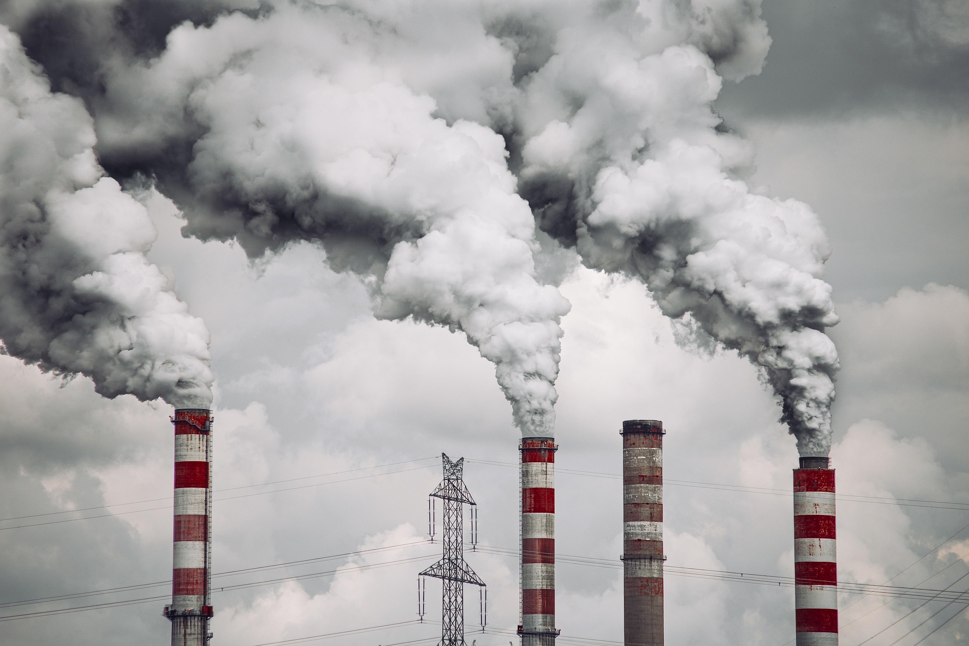 Un projet de méga usine en Gironde provoque la colère des habitants.
